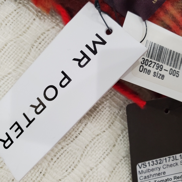 Mulberry Scarf - Picture 4 of 5